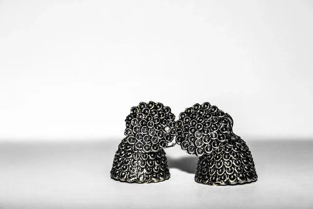 Ainsley Floral Stud