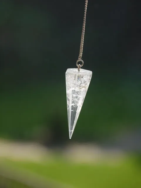 Paige Loop Dangle Necklace