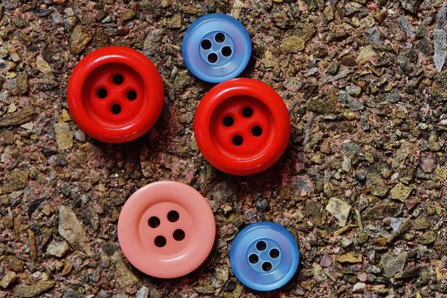Julieta Bling Crawler Stud