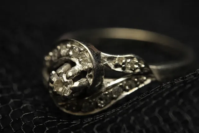 Ezra Rhinestone Ring