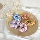 Daisy Scrunchie