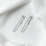Bianca Minimal Drop Earrings